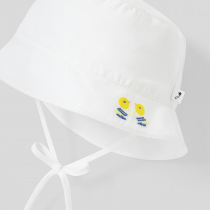 قبعة للأولاد الصغار